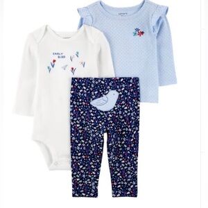 carter ’s Girls 3 piece size 6 Mos